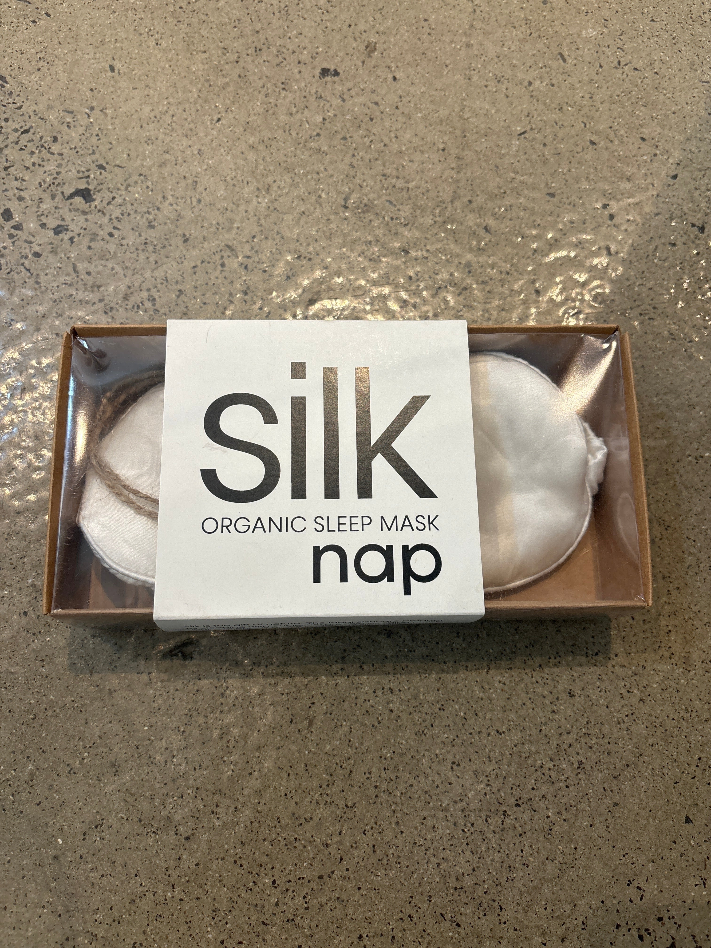 ORGANIC SILK SLEEPING MASK